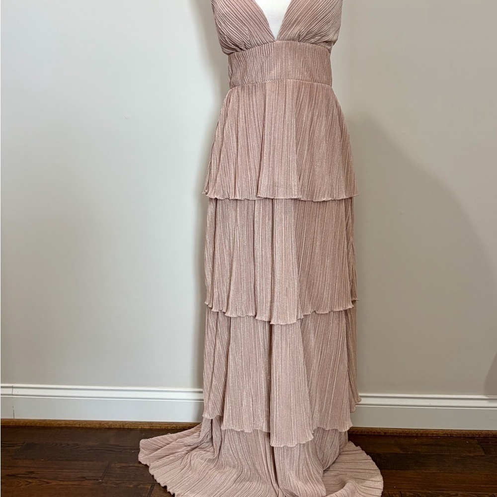 👗Host Pick👗 Speechless Blush Tiered Maxi Dress - Picture 4 of 7